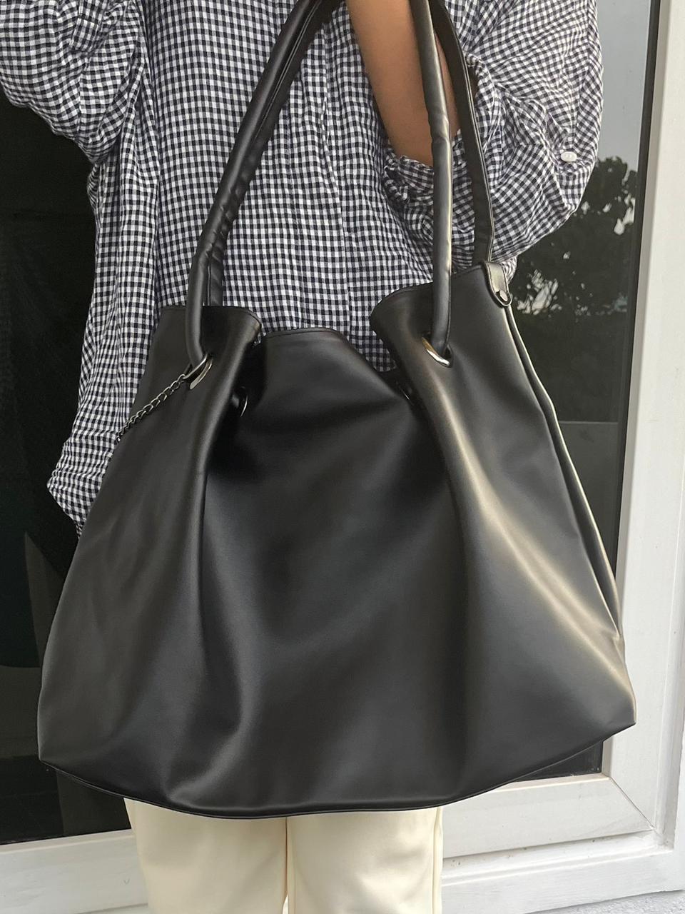 Classic Luxe Tote Bag with Chain