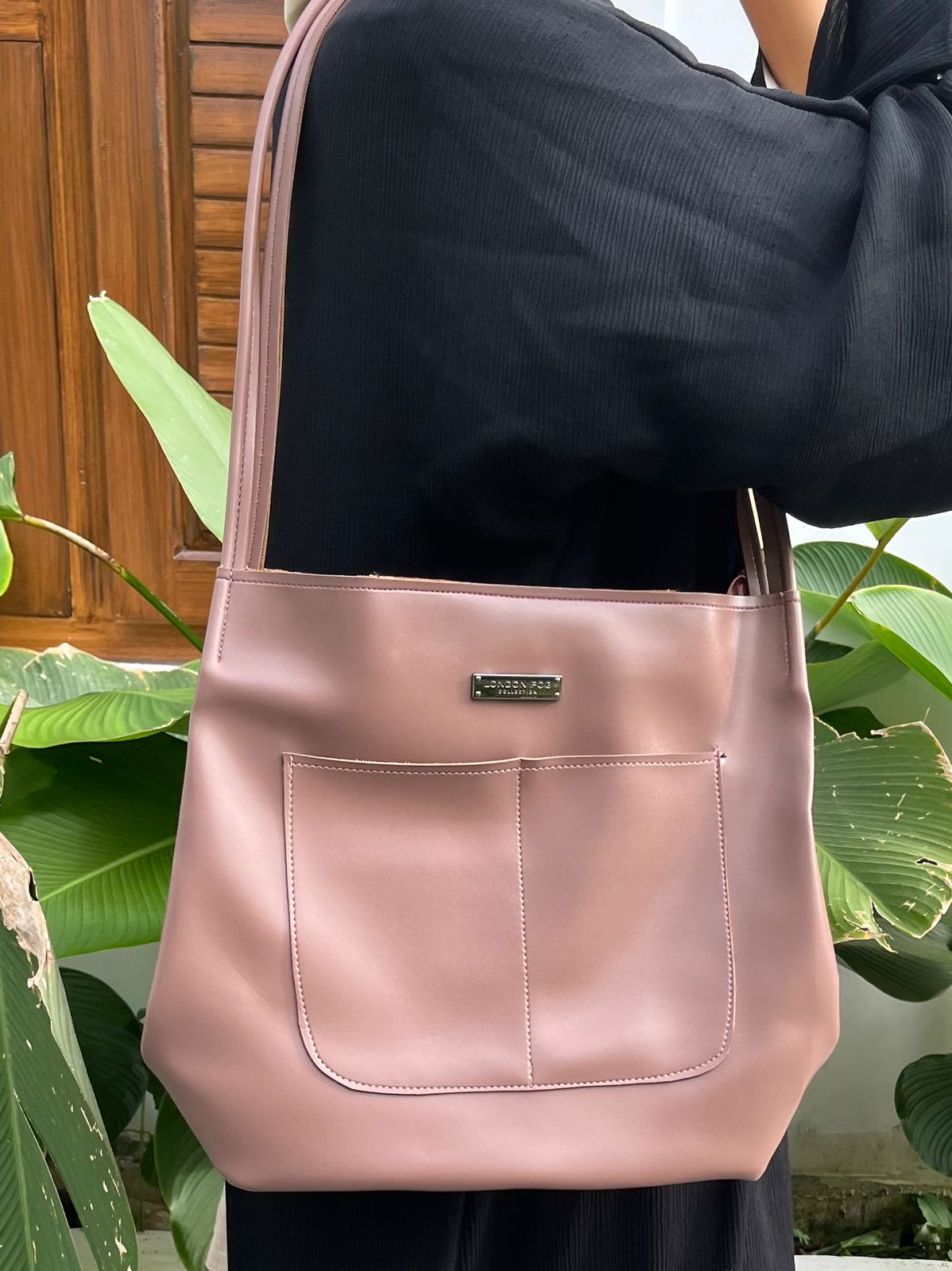 Shoulder Bag with Front Pocket
