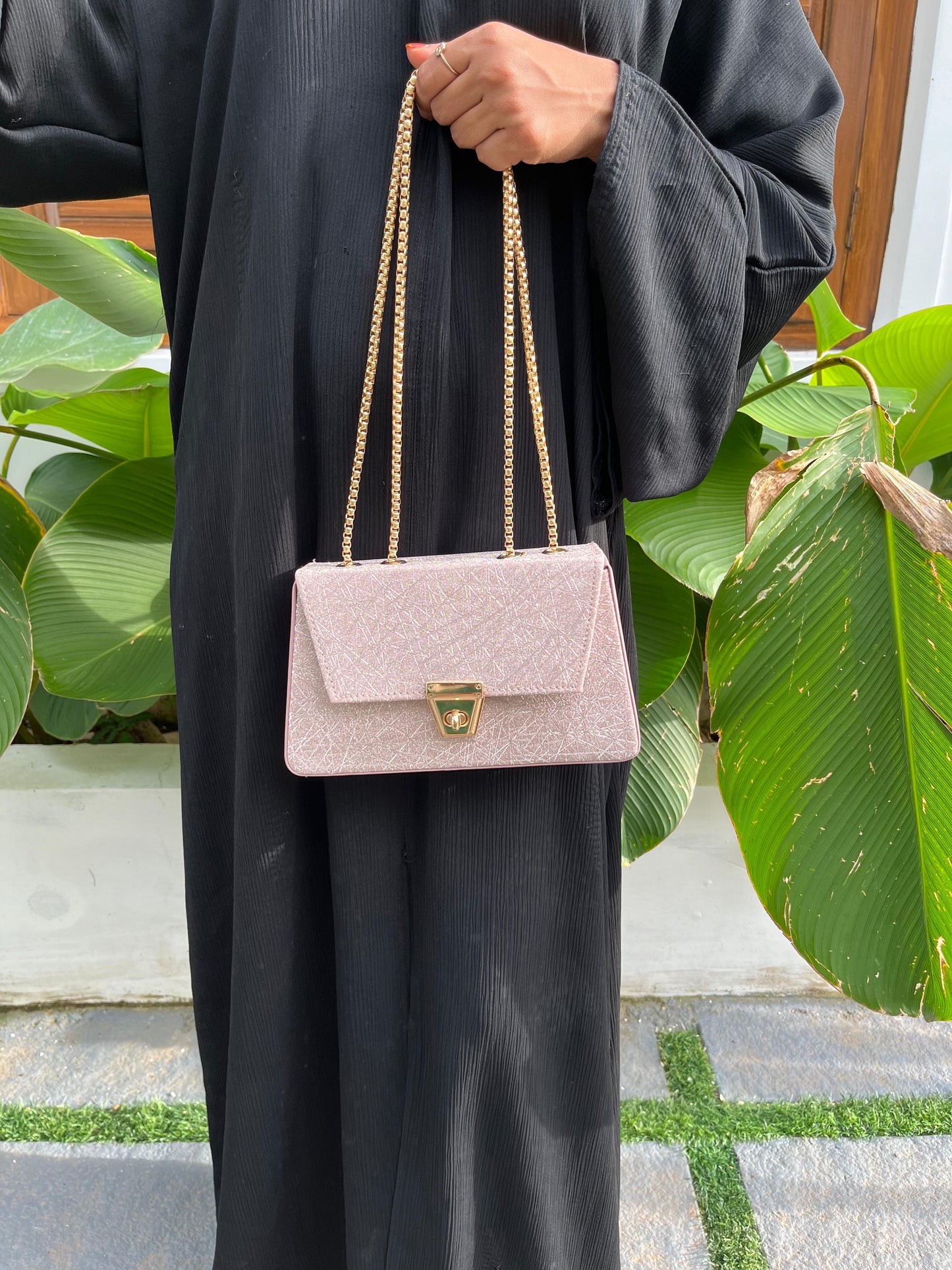 Elegant Metallic Textured Shoulder Bag