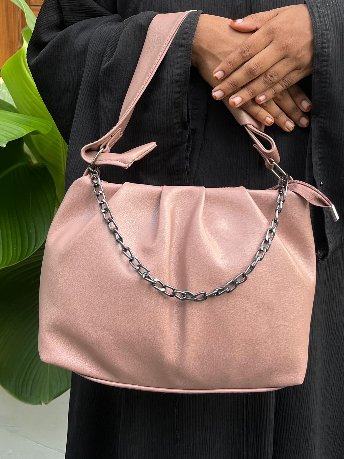 Trendy Women’s Shoulder Bag